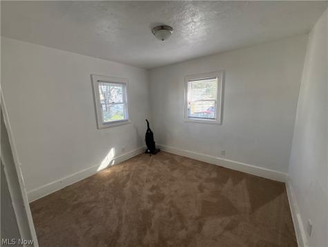 695 Lafollette Street Akron OH 44306