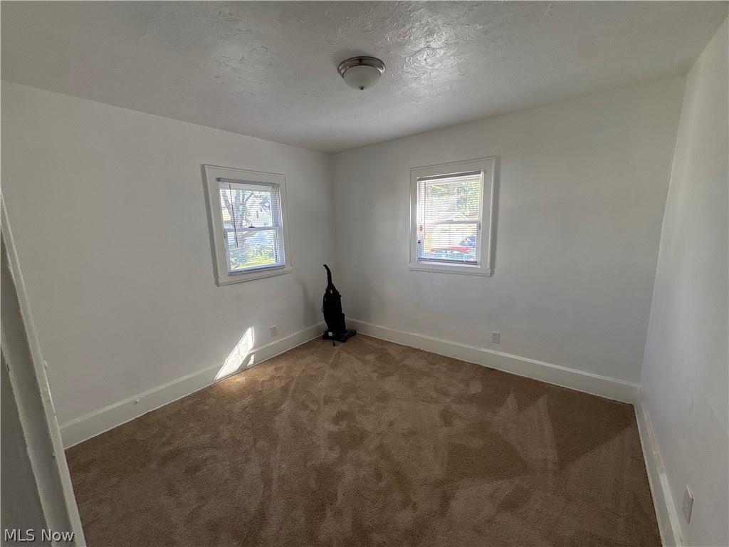 695 Lafollette Street Akron OH 44306