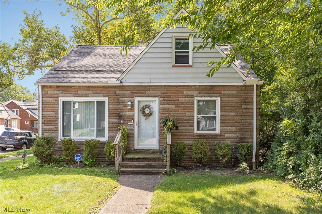 8240 Grand Division Avenue Garfield Heights OH 44125