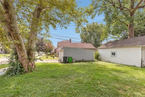 8240 Grand Division Avenue Garfield Heights OH 44125