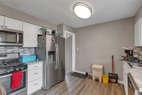 8240 Grand Division Avenue Garfield Heights OH 44125
