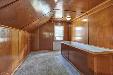 8240 Grand Division Avenue Garfield Heights OH 44125