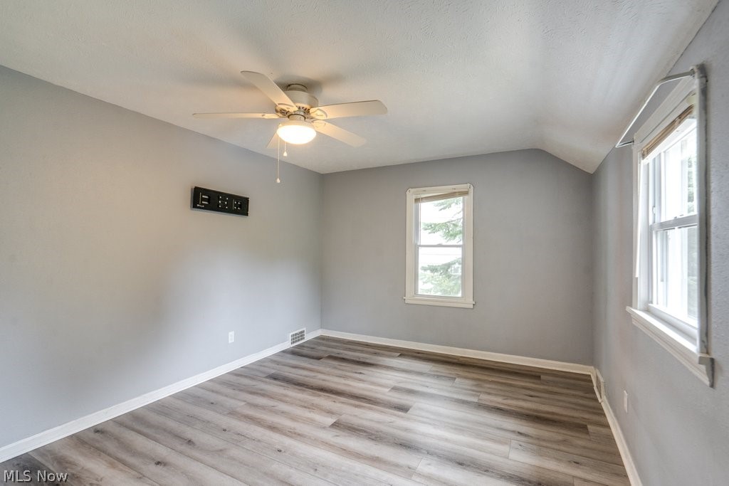 3860 E 155th Street Cleveland OH 44128