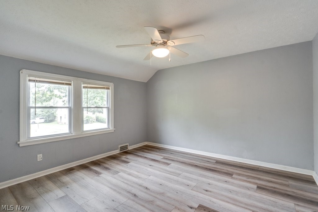 3860 E 155th Street Cleveland OH 44128