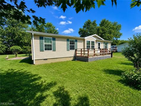 723 W Livingston Avenue Crestline OH 44827
