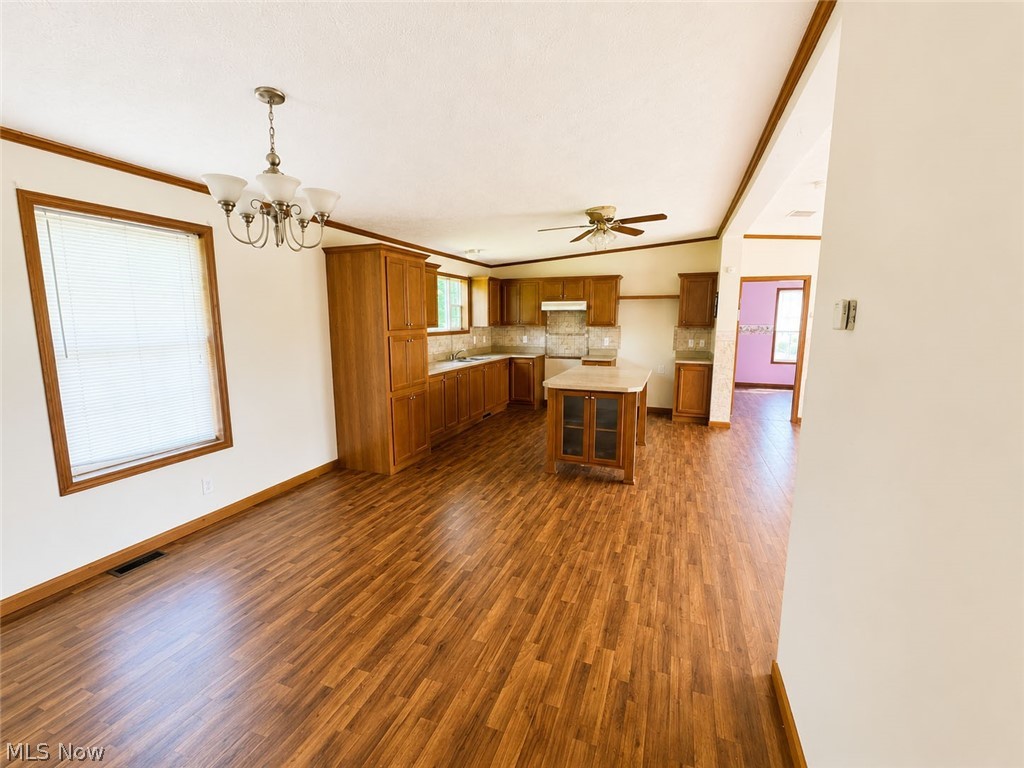 723 W Livingston Avenue Crestline OH 44827