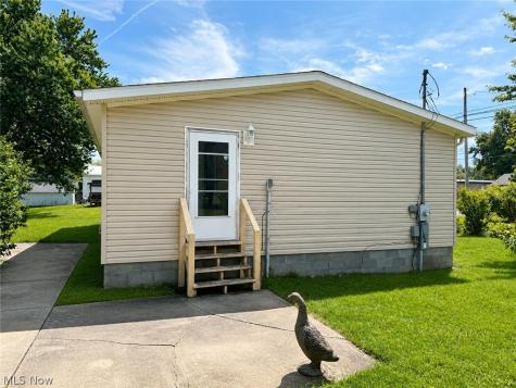 723 W Livingston Avenue Crestline OH 44827