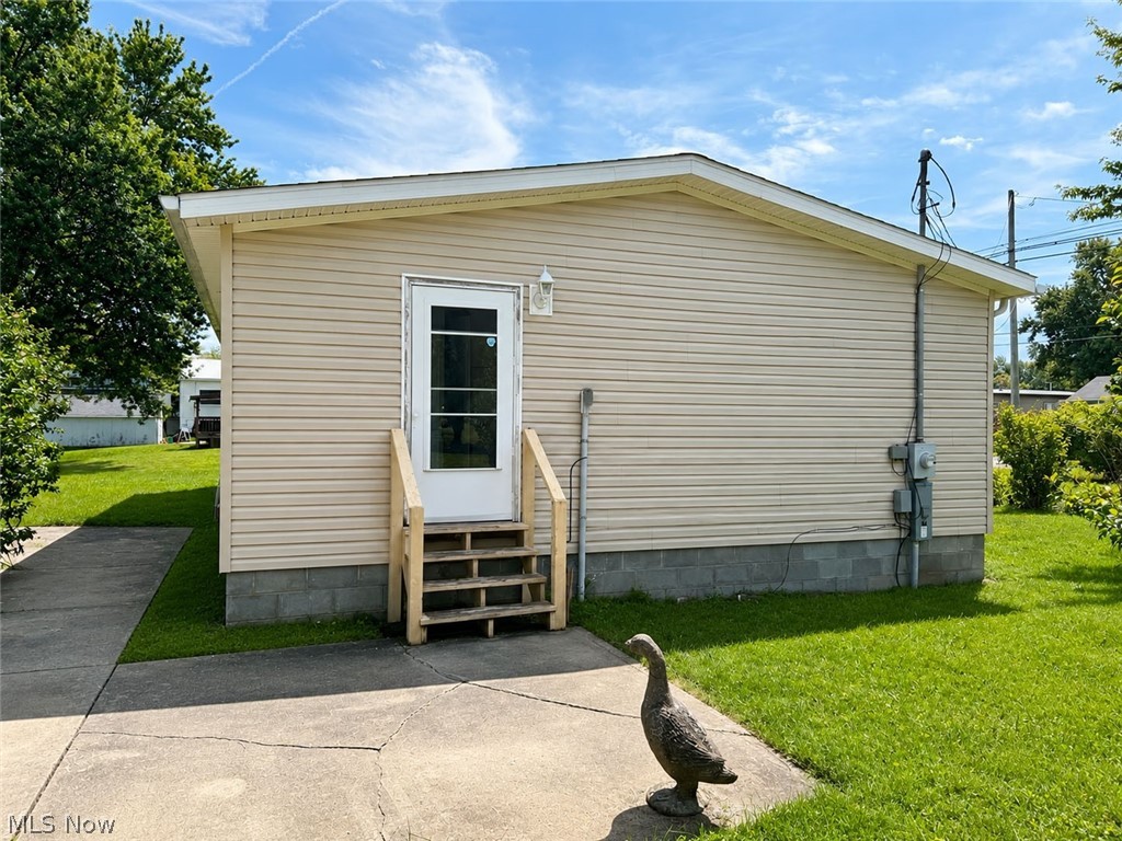 723 W Livingston Avenue Crestline OH 44827