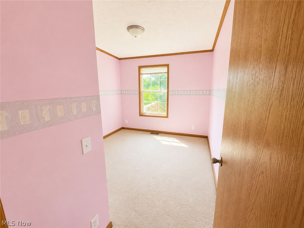 723 W Livingston Avenue Crestline OH 44827