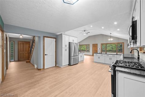 25700 Taylor Street Olmsted Falls OH 44138