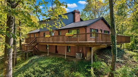25700 Taylor Street Olmsted Falls OH 44138