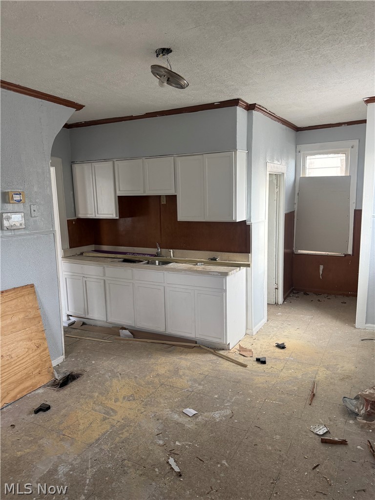 885 E 149th Street Cleveland OH 44110