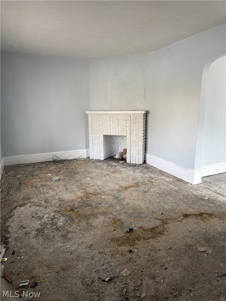 885 E 149th Street Cleveland OH 44110