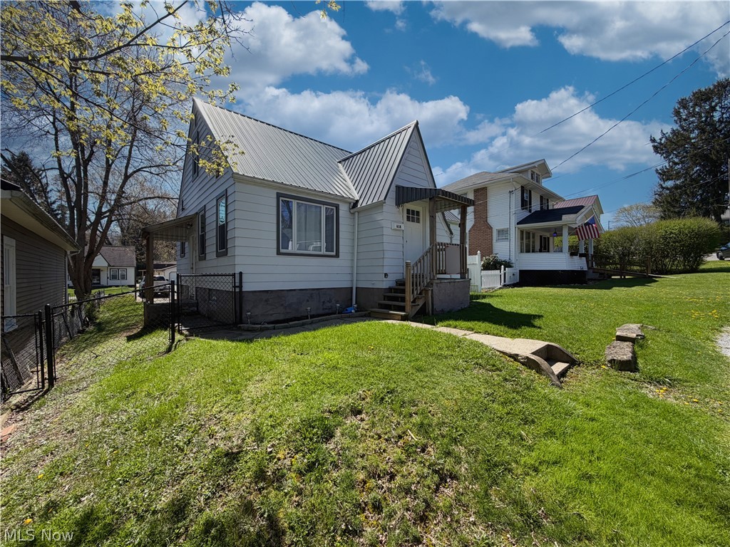 618 Garner Avenue East Liverpool OH 43920