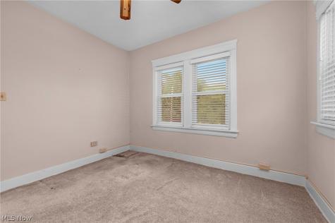 1519 Woodward Avenue Lakewood OH 44107