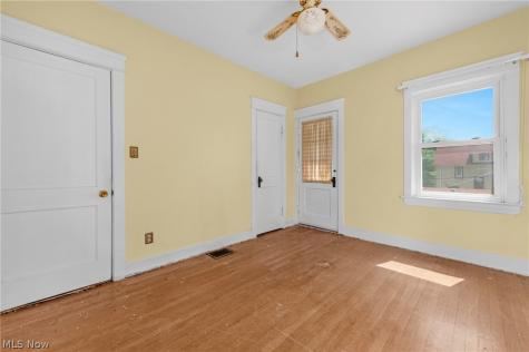 1519 Woodward Avenue Lakewood OH 44107