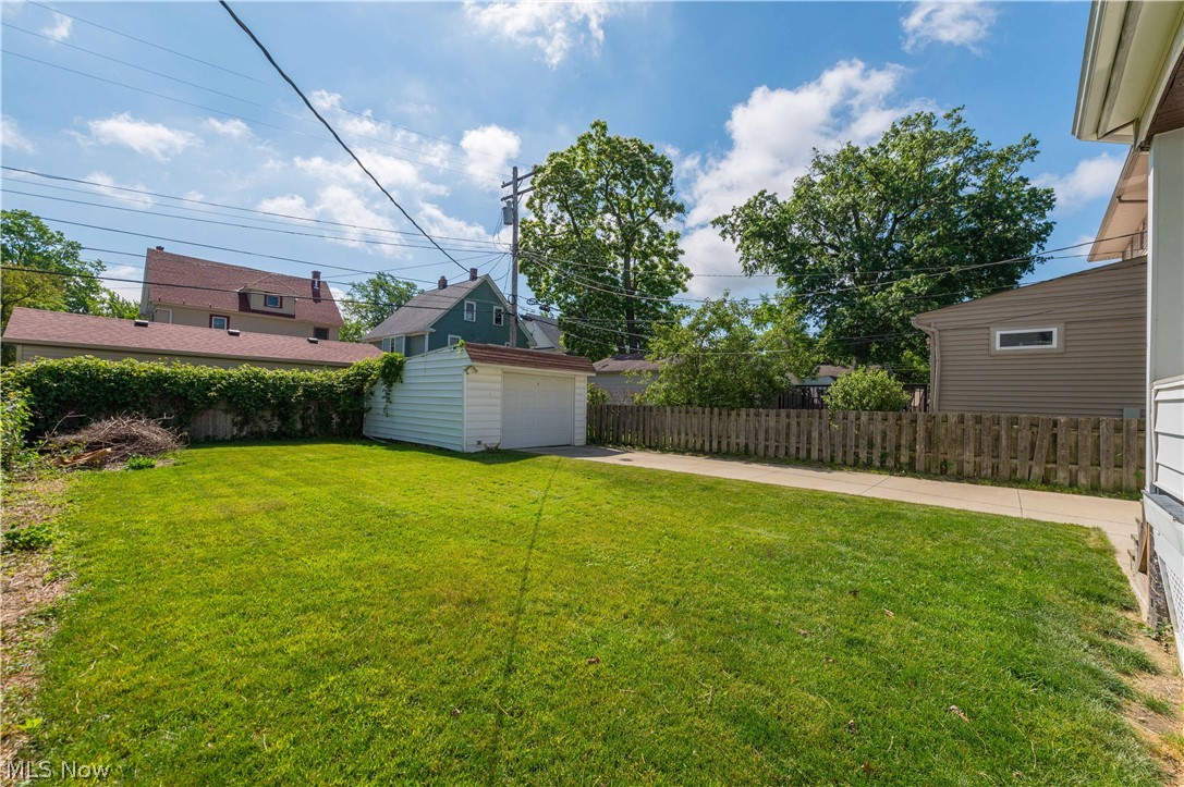 1519 Woodward Avenue Lakewood OH 44107