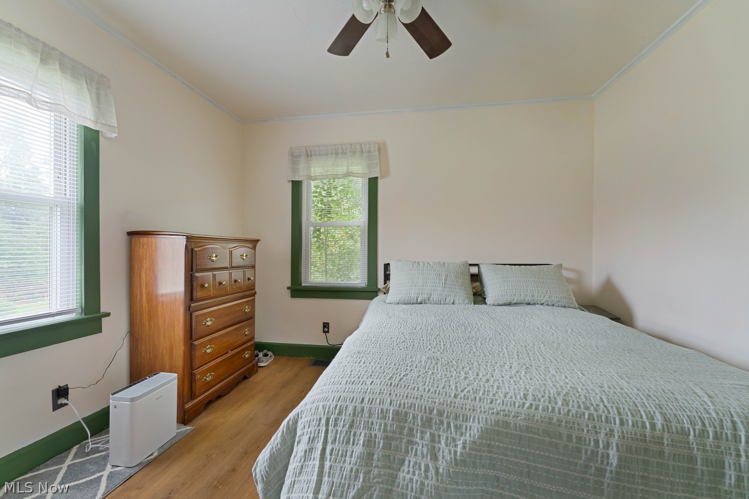 137 5th Avenue Hubbard OH 44425
