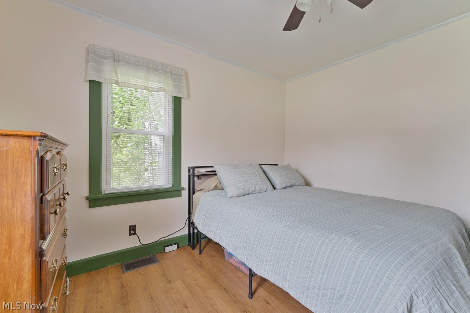 137 5th Avenue Hubbard OH 44425