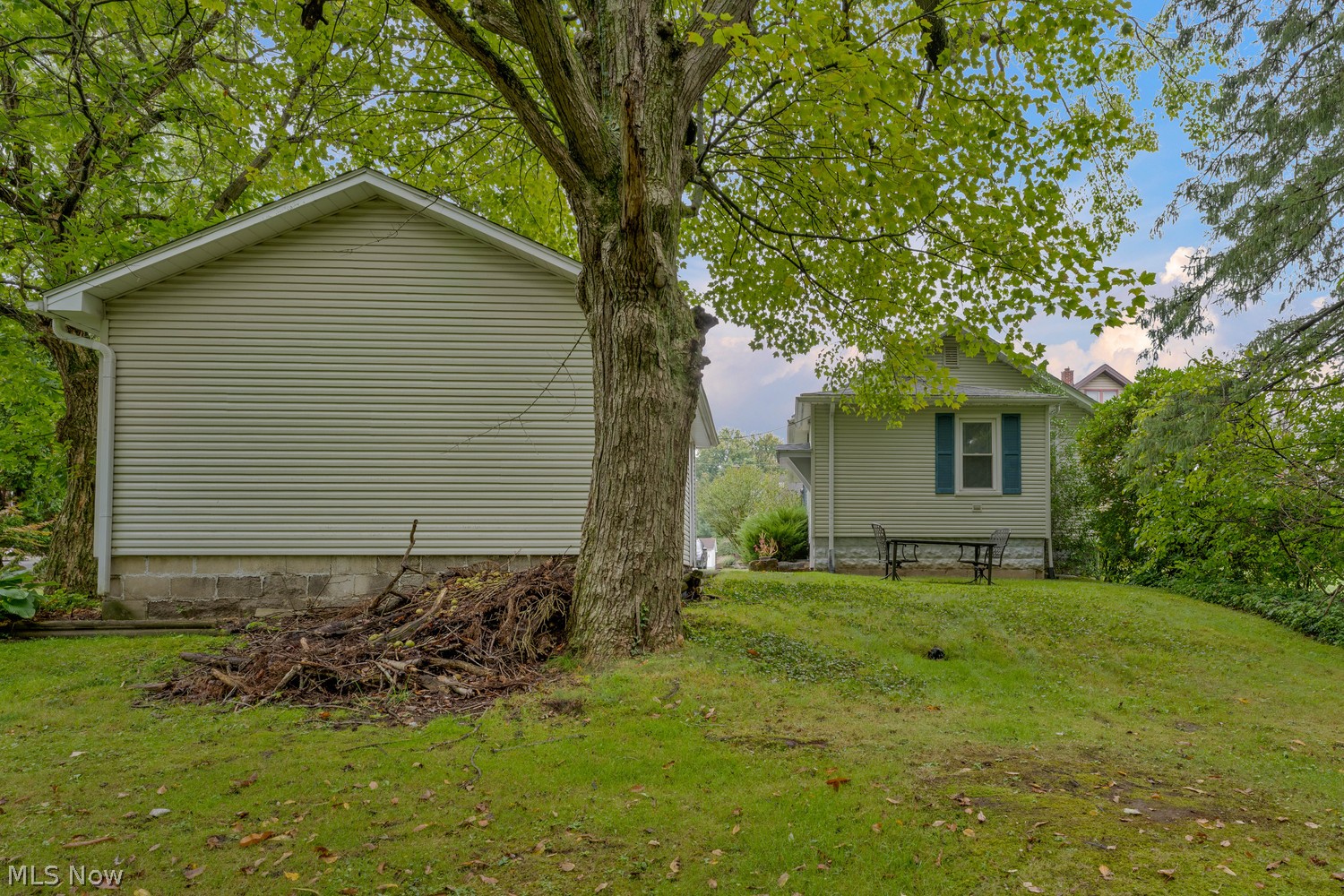 137 5th Avenue Hubbard OH 44425