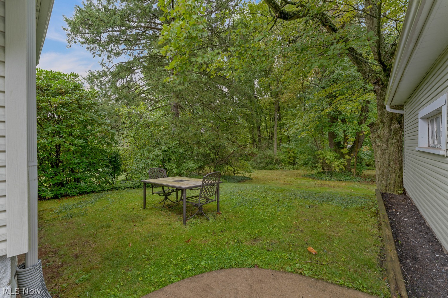 137 5th Avenue Hubbard OH 44425