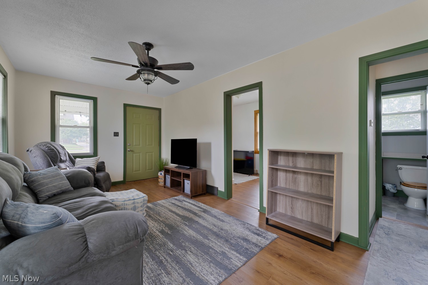 137 5th Avenue Hubbard OH 44425