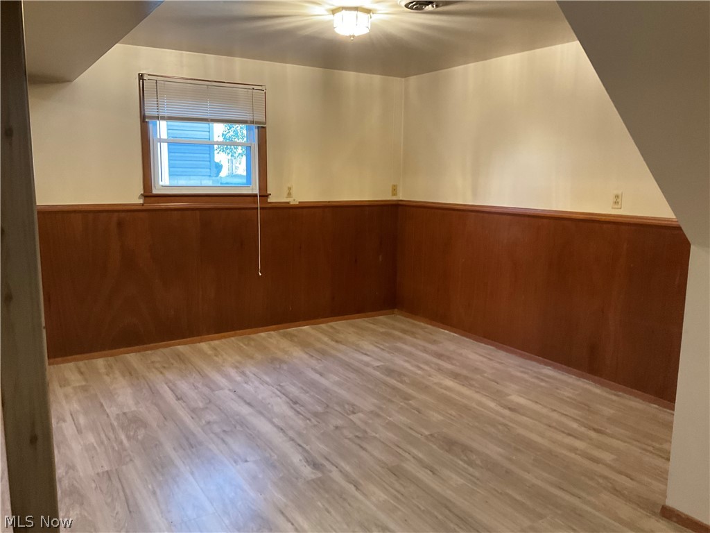 1828 Basil Avenue Youngstown OH 44514