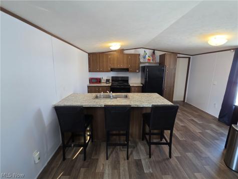 135 Inglewood Place Elyria OH 44035