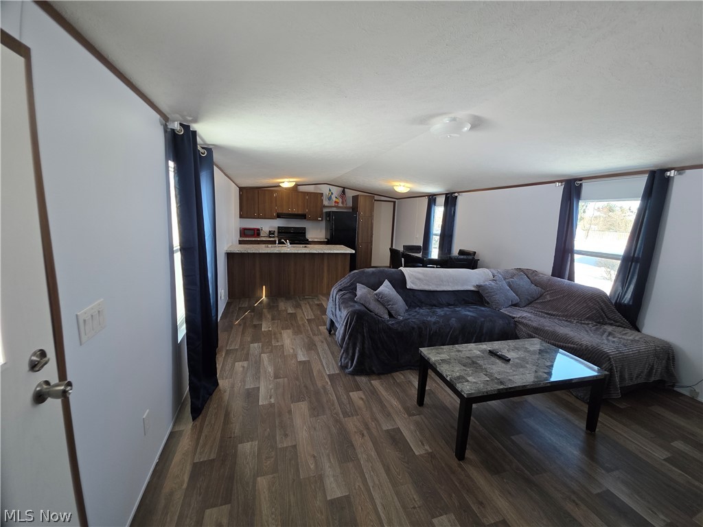135 Inglewood Place Elyria OH 44035