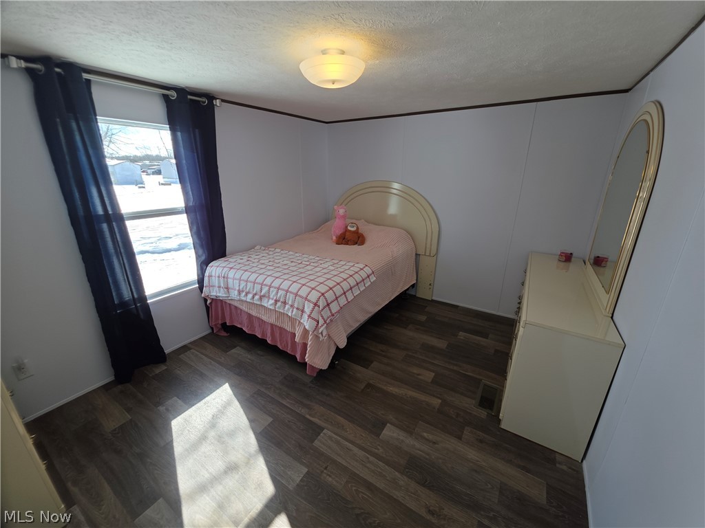 135 Inglewood Place Elyria OH 44035