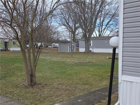 135 Inglewood Place Elyria OH 44035