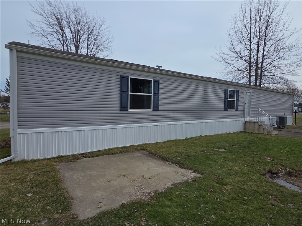 135 Inglewood Place Elyria OH 44035