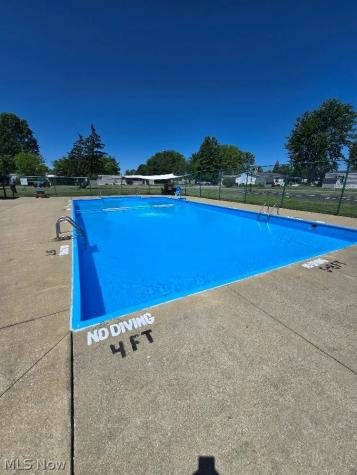 135 Inglewood Place Elyria OH 44035