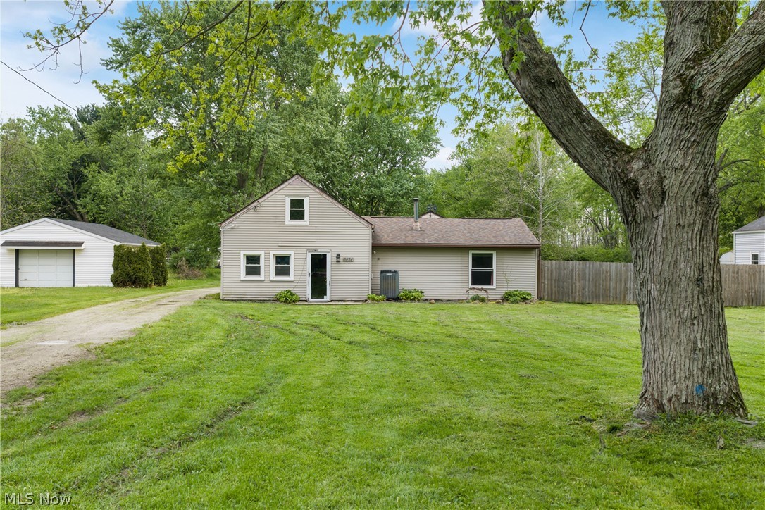 5434 Clay Street Louisville OH 44641