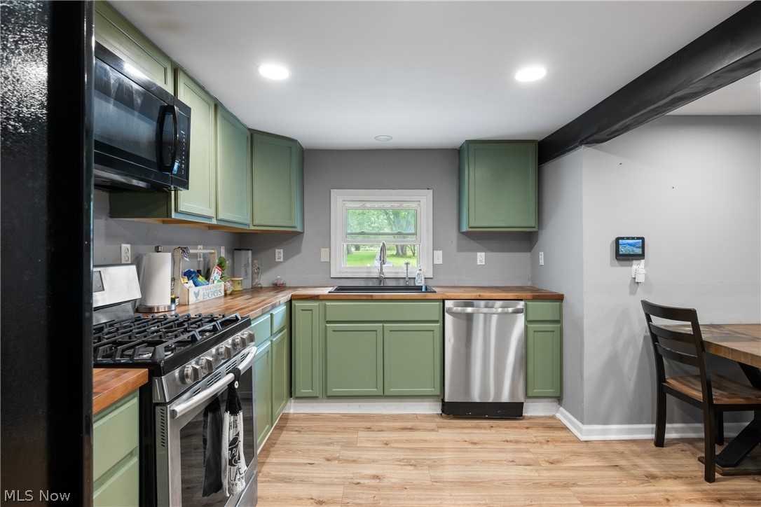 5434 Clay Street Louisville OH 44641