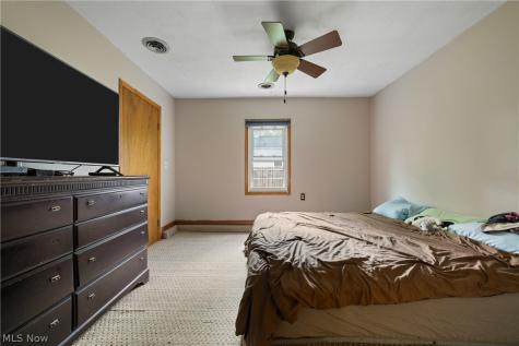 5434 Clay Street Louisville OH 44641