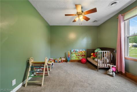 5434 Clay Street Louisville OH 44641