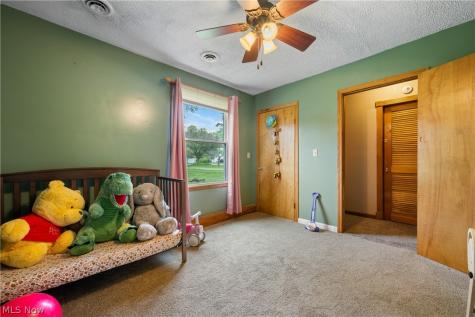 5434 Clay Street Louisville OH 44641