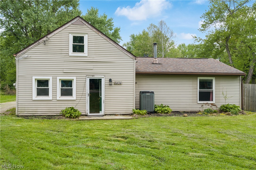 5434 Clay Street Louisville OH 44641