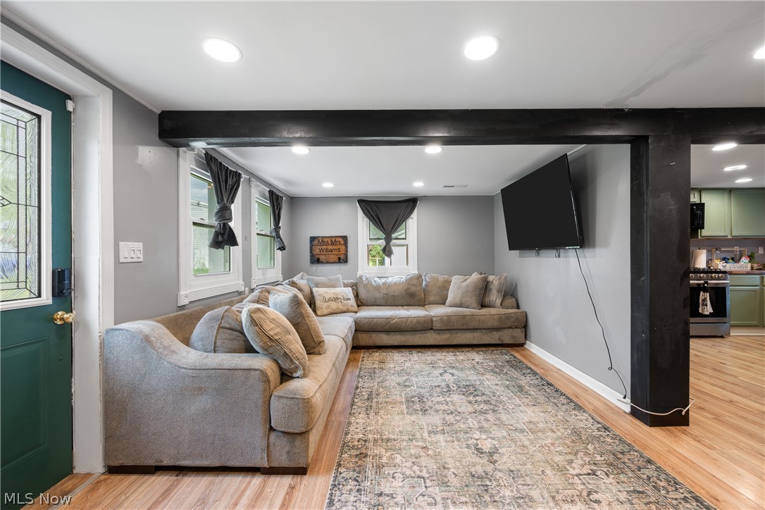 5434 Clay Street Louisville OH 44641