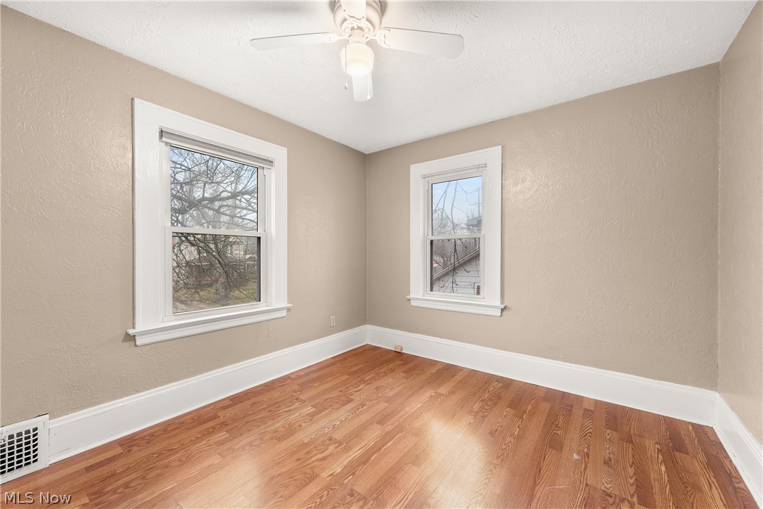 622 Sackett Avenue Cuyahoga Falls OH 44221