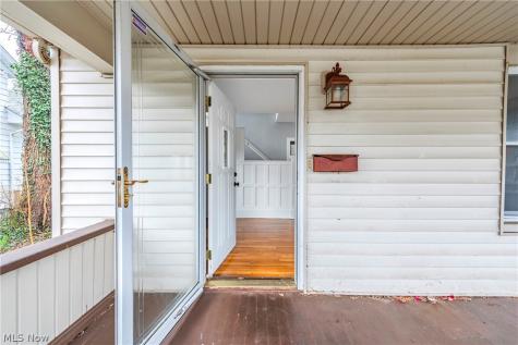 622 Sackett Avenue Cuyahoga Falls OH 44221