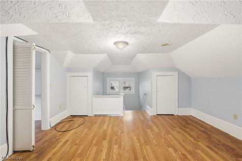 622 Sackett Avenue Cuyahoga Falls OH 44221