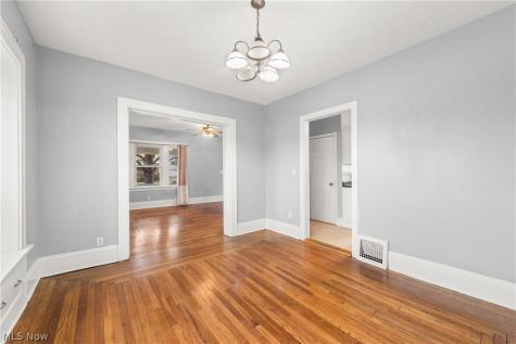 622 Sackett Avenue Cuyahoga Falls OH 44221