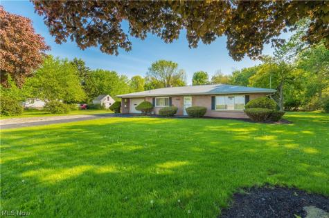 3719 Long Avon OH 44011