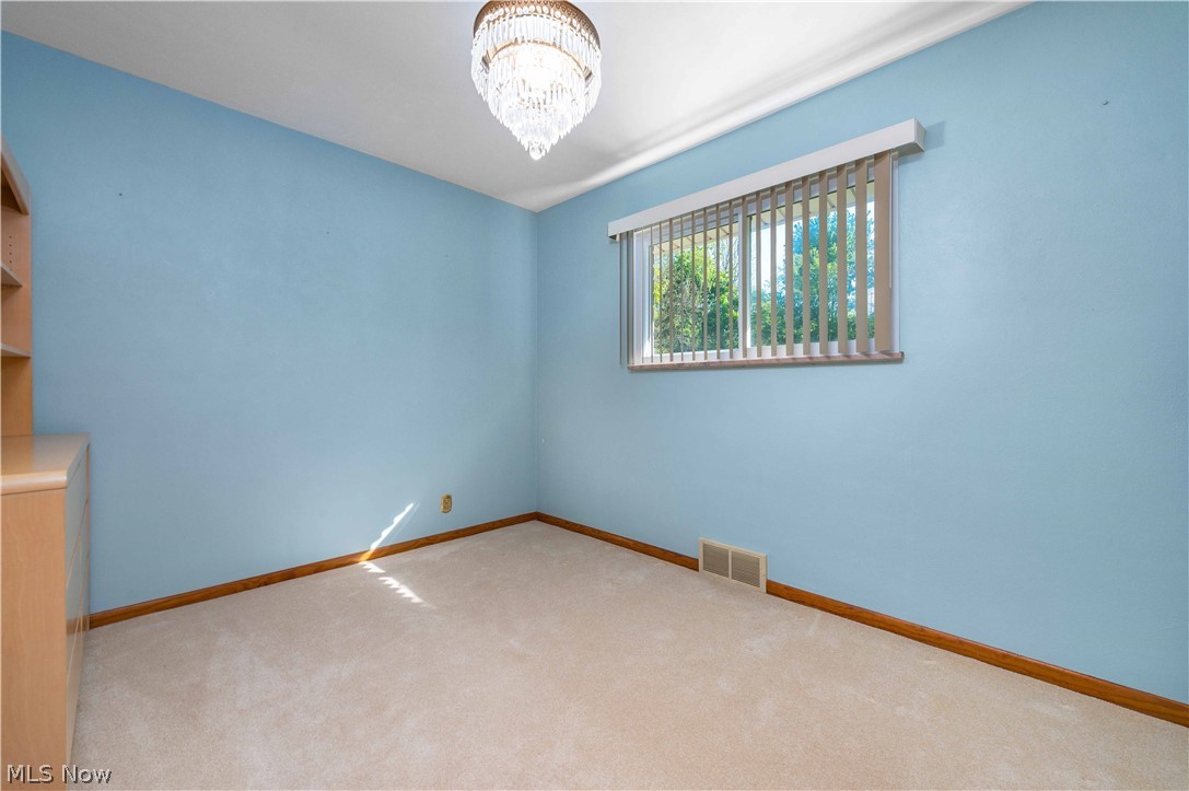 3719 Long Avon OH 44011