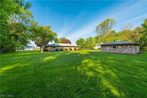 3719 Long Avon OH 44011