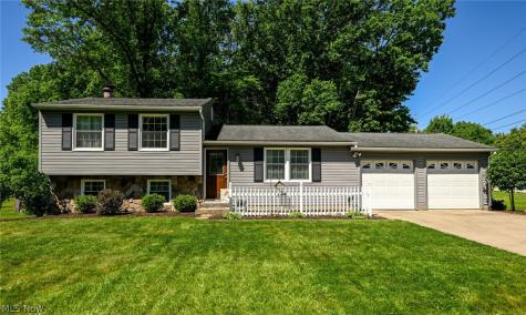 4092 Hummingbird Trail Stow OH 44224