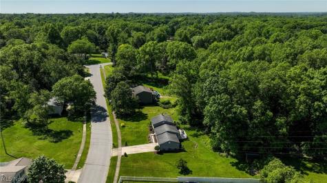 4092 Hummingbird Trail Stow OH 44224
