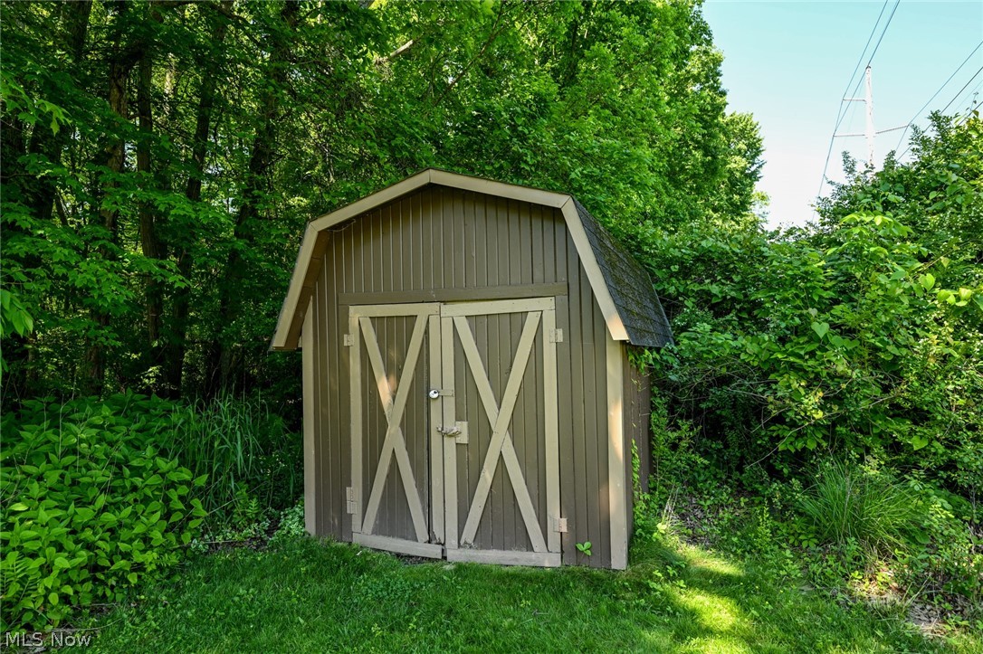 4092 Hummingbird Trail Stow OH 44224